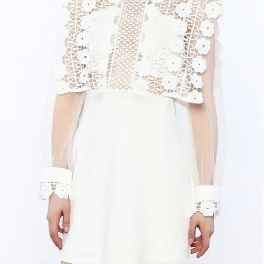 ELEGANT LACE WHITE RUFFLE MINI DRESS - Picture 11 of 13